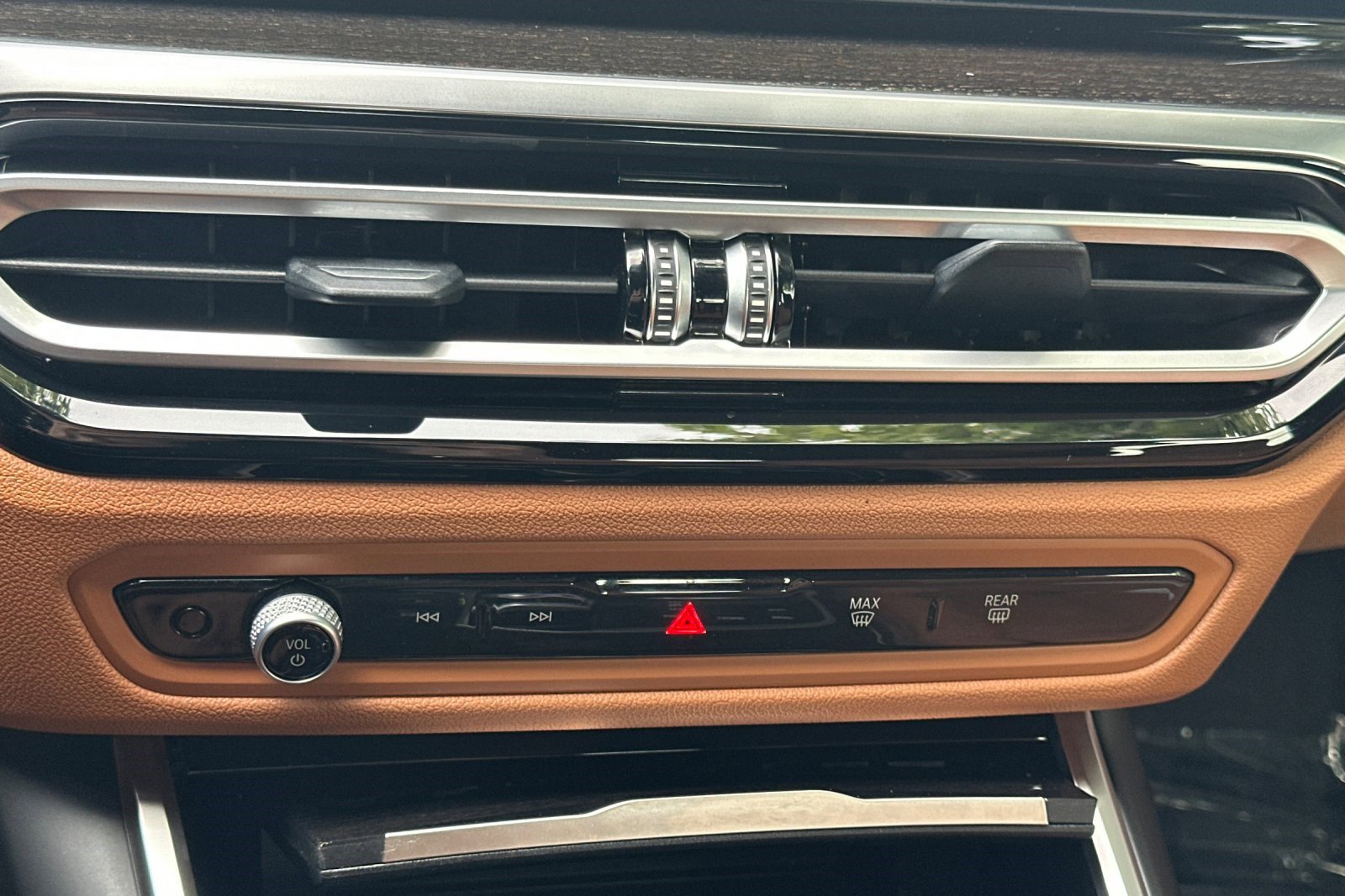 Certified 2023 BMW i4 eDrive35 w/ Premium Package RWD image 25
