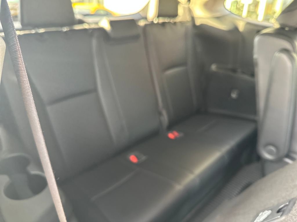 Used 2023 Toyota Highlander Limited image 15