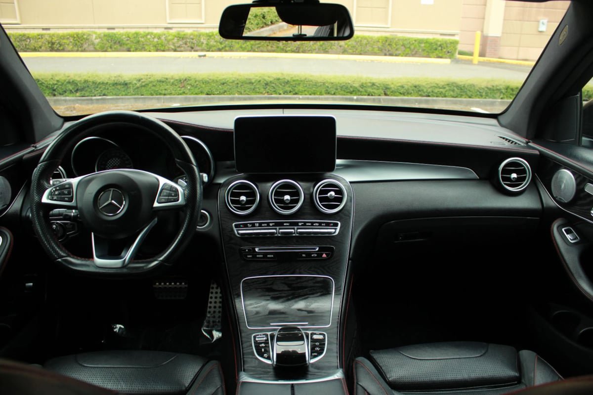Used 2017 Mercedes-Benz GLC 43 AMG 4MATIC image 22