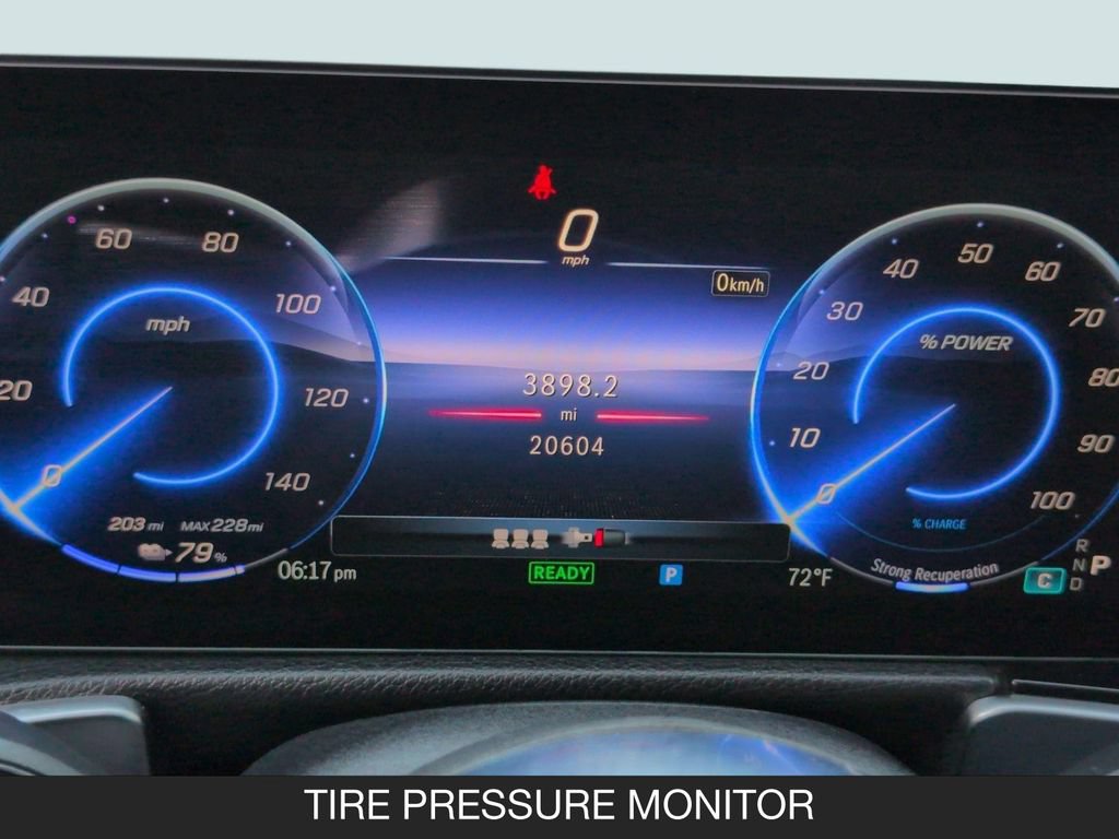 Used 2024 Mercedes-Benz EQB 250+ image 19