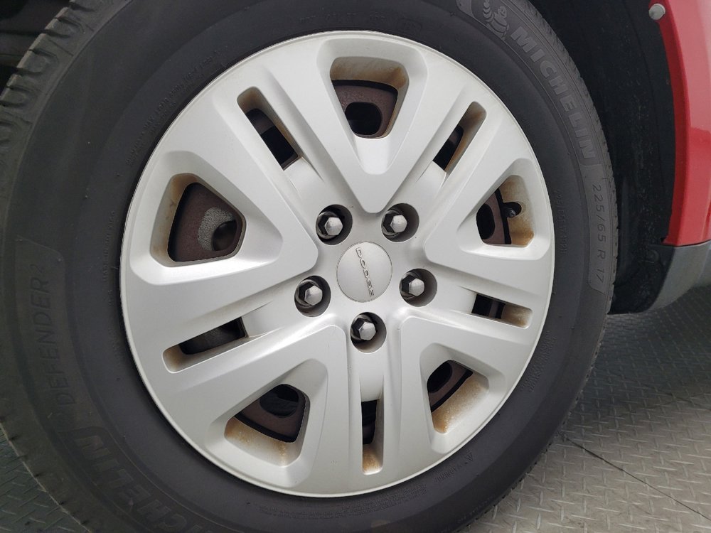 Used 2018 Dodge Journey SE FWD image 31