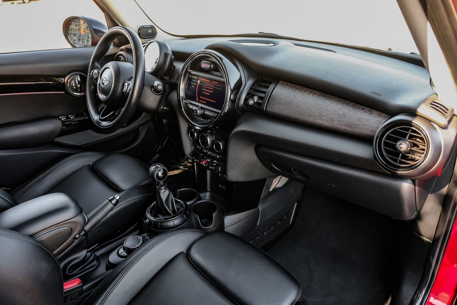 Used 2015 MINI Cooper S image 11