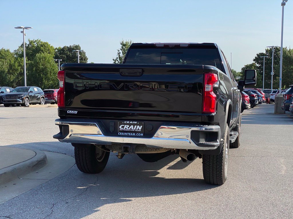 Used 2024 Chevrolet Silverado 2500 LTZ w/ LTZ Convenience Package AWD/4WD image 7