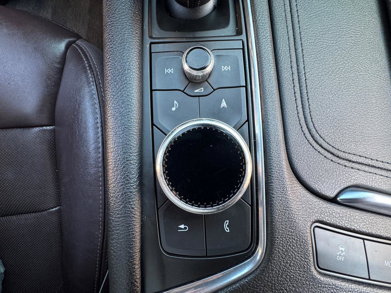 Used 2020 Cadillac XT6 Premium Luxury FWD image 35
