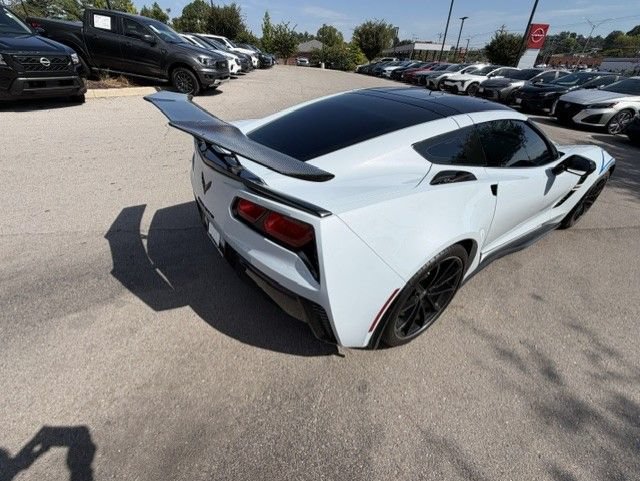 Used 2018 Chevrolet Corvette Grand Sport w/ Carbon 65 Edition RWD image 10