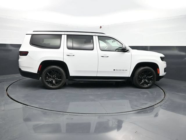 Used 2024 Jeep Wagoneer Series II AWD/4WD image 11