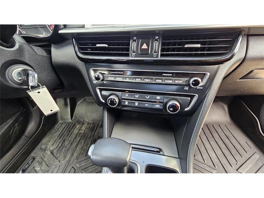 Used 2019 Kia Optima LX FWD image 23