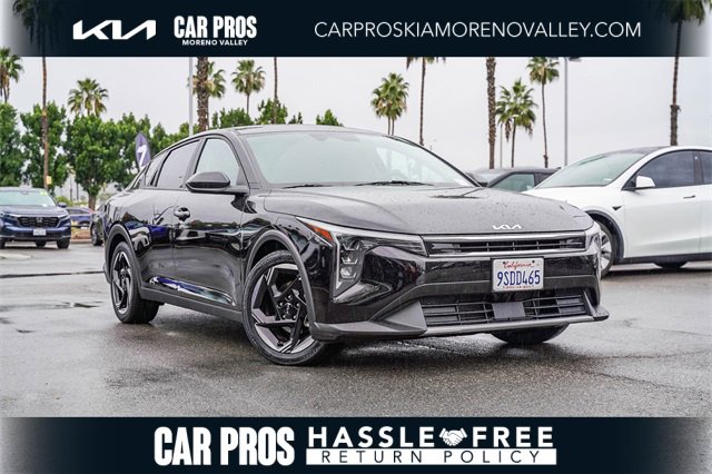 Certified 2025 Kia K4 EX image 1
