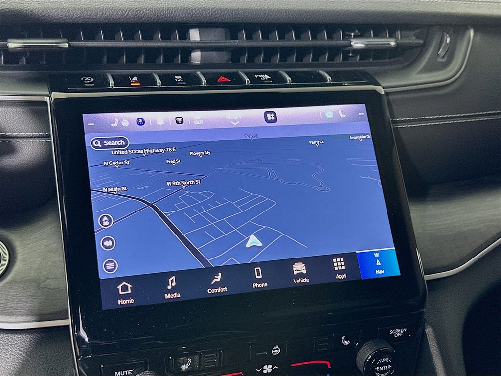 Used 2025 Jeep Grand Cherokee L Limited w/ Black Appearance Package image 29