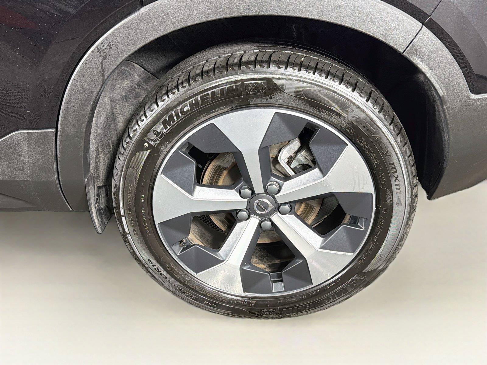 Used 2026 Volvo XC40 B5 Plus AWD/4WD image 36