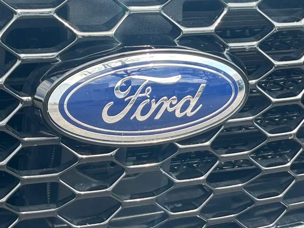 Used 2023 Ford Edge ST-Line w/ Cargo Accessory Package image 18