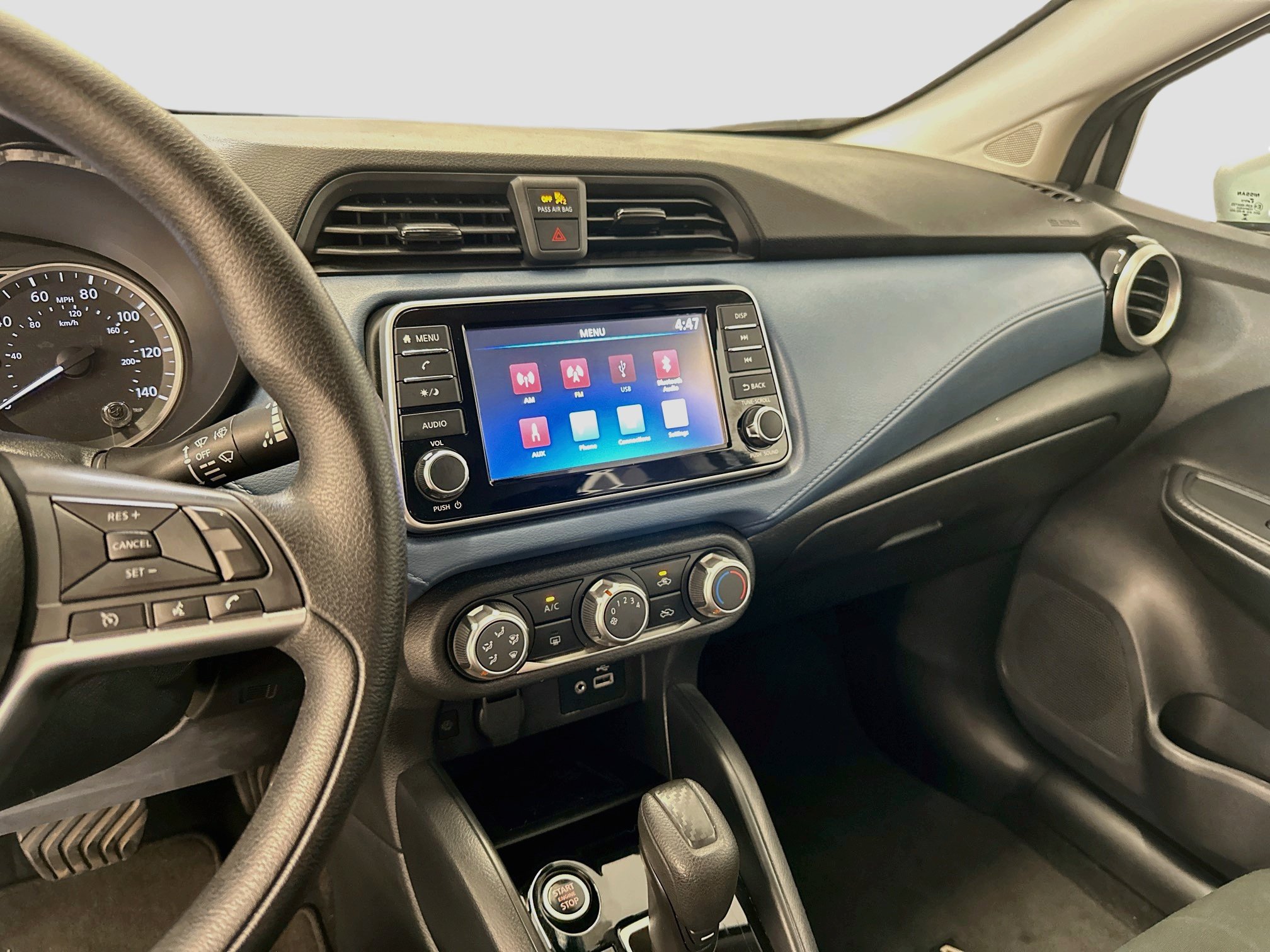 Used 2025 Nissan Versa SV FWD image 25