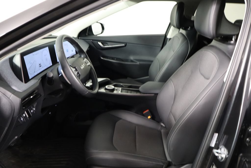 Used 2024 Kia EV6 Light RWD image 14