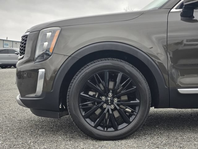 Used 2022 Kia Telluride SX w/ Towing Package FWD image 9
