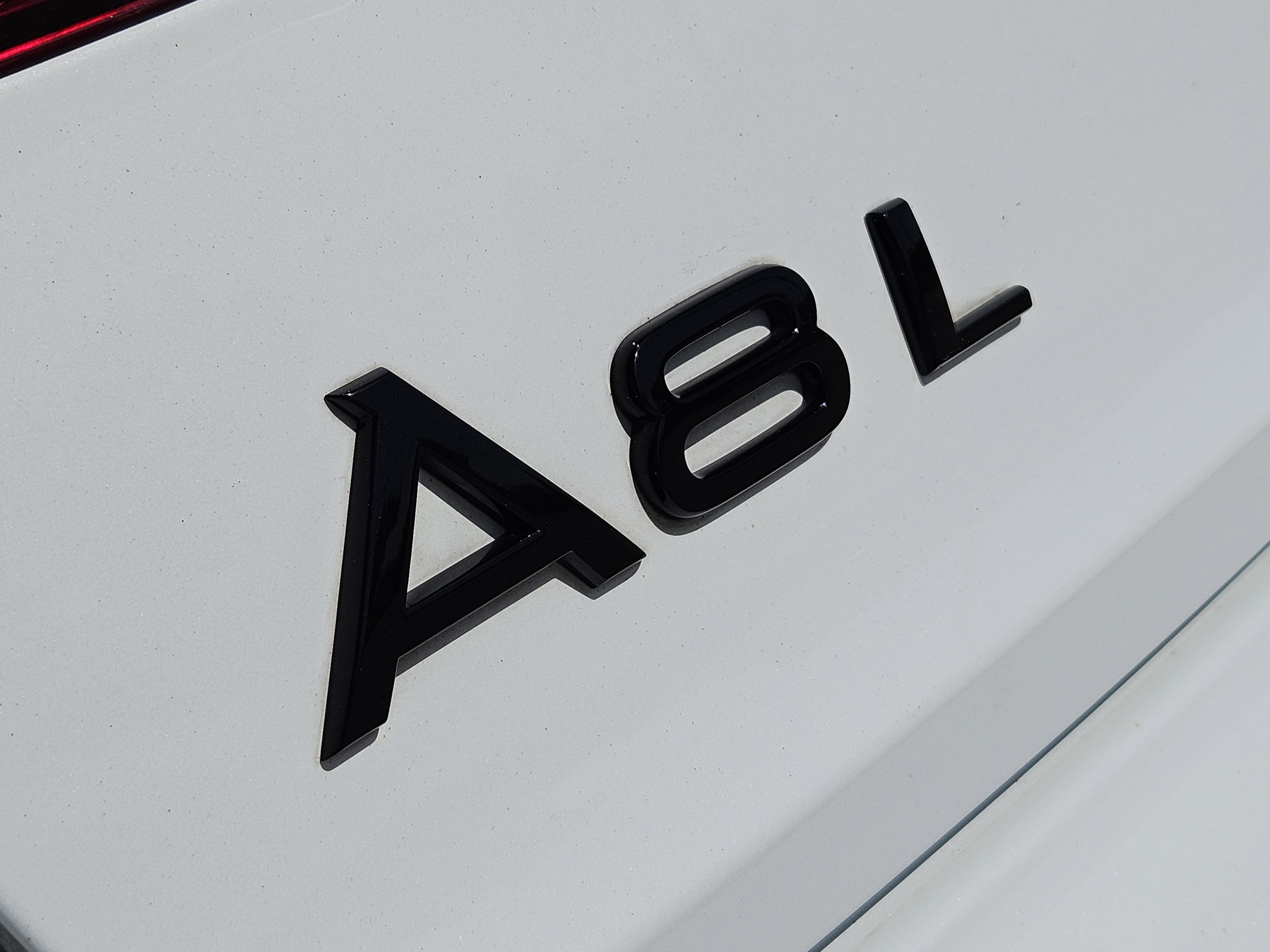 Used 2021 Audi A8 L 4.0T w/ Executive Plus Package image 12