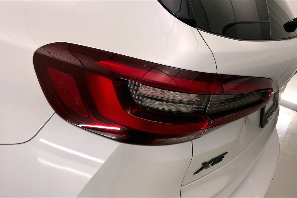 Used 2022 BMW X5 xDrive40i w/ M Sport Package AWD/4WD image 28