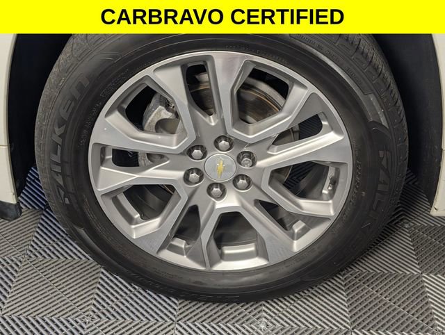 Certified 2018 Chevrolet Traverse Premier w/ Driver Confidence II Package FWD image 8