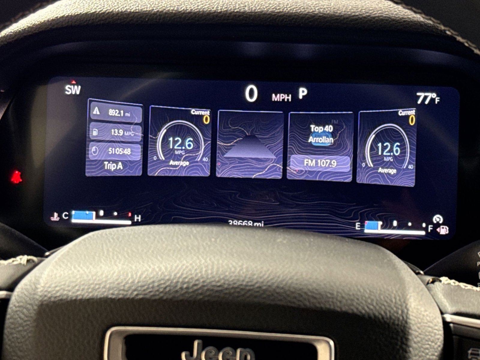 Used 2023 Jeep Grand Cherokee L Laredo AWD/4WD image 17