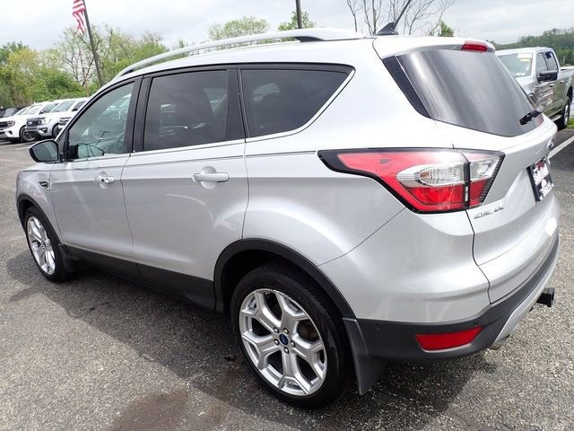 Used 2018 Ford Escape Titanium w/ Ford Safe & Smart Package AWD/4WD image 3