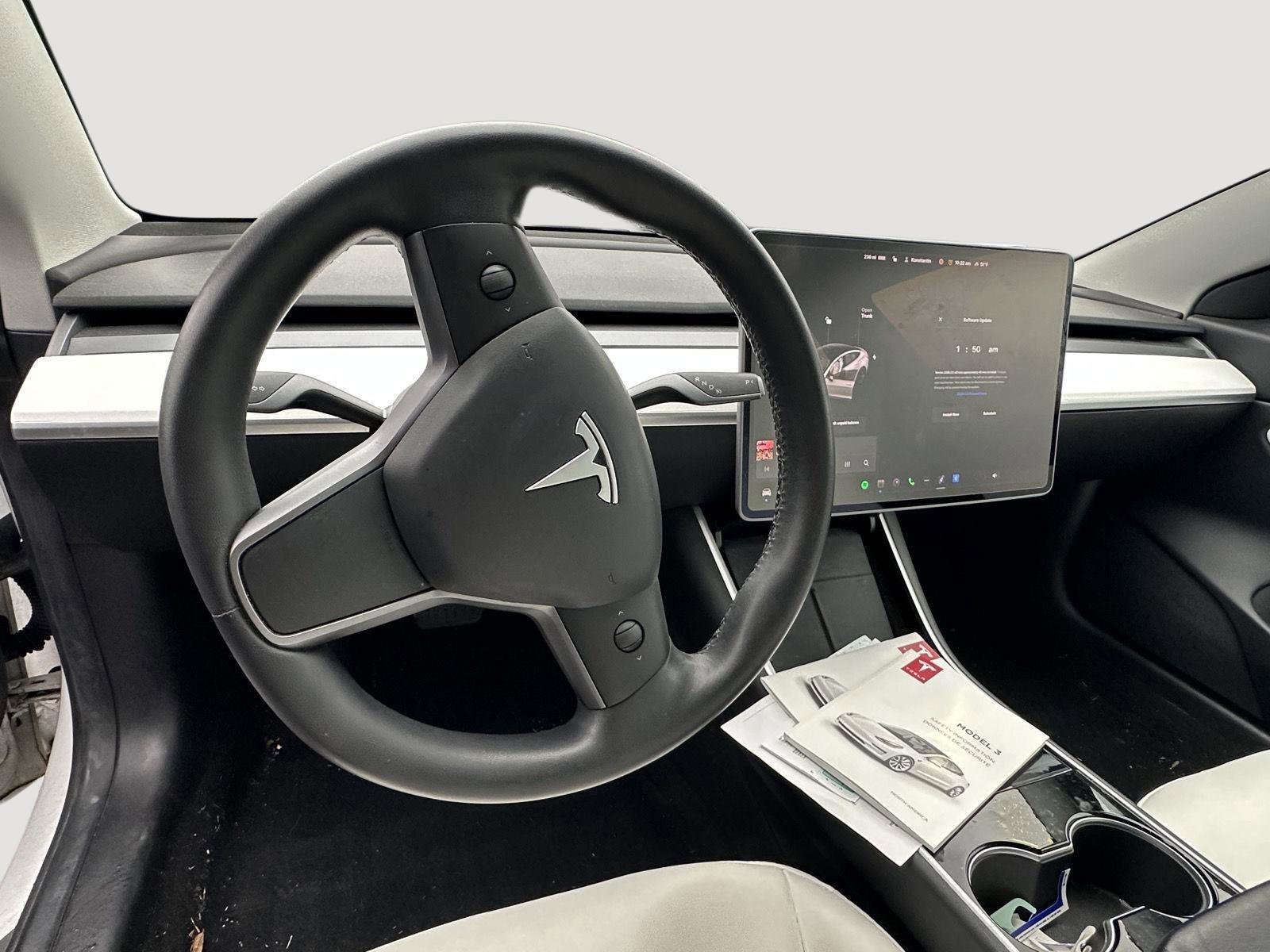 Used 2020 Tesla Model 3 Long Range image 10