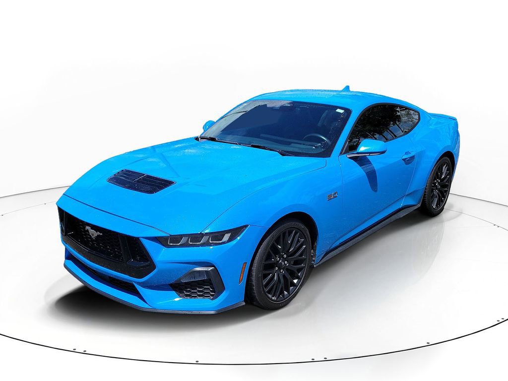 Used 2024 Ford Mustang GT Premium image 3