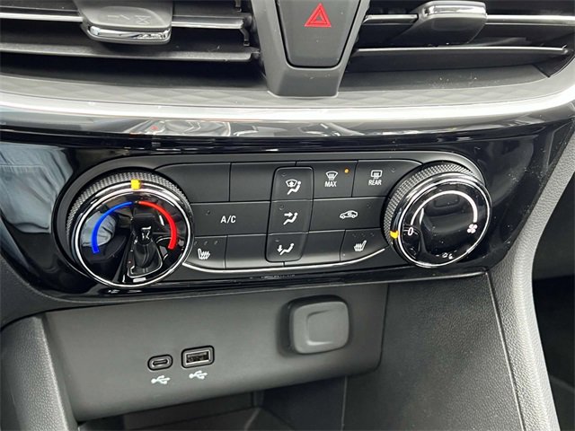 New 2025 Buick Encore GX Sport Touring w/ Comfort Package image 22