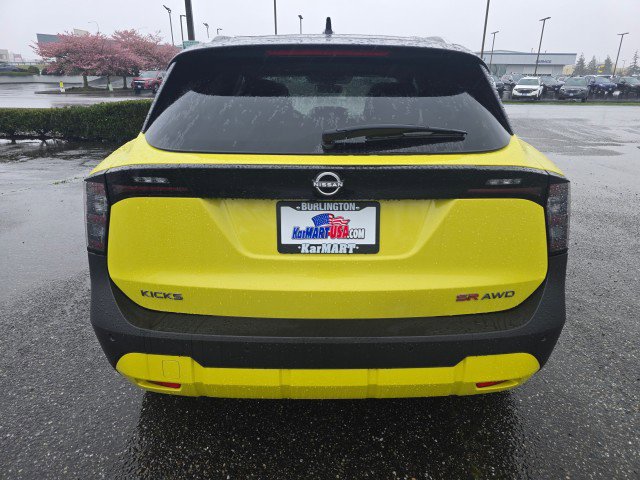 New 2025 Nissan Kicks SR w/ SR Premium Package image 4