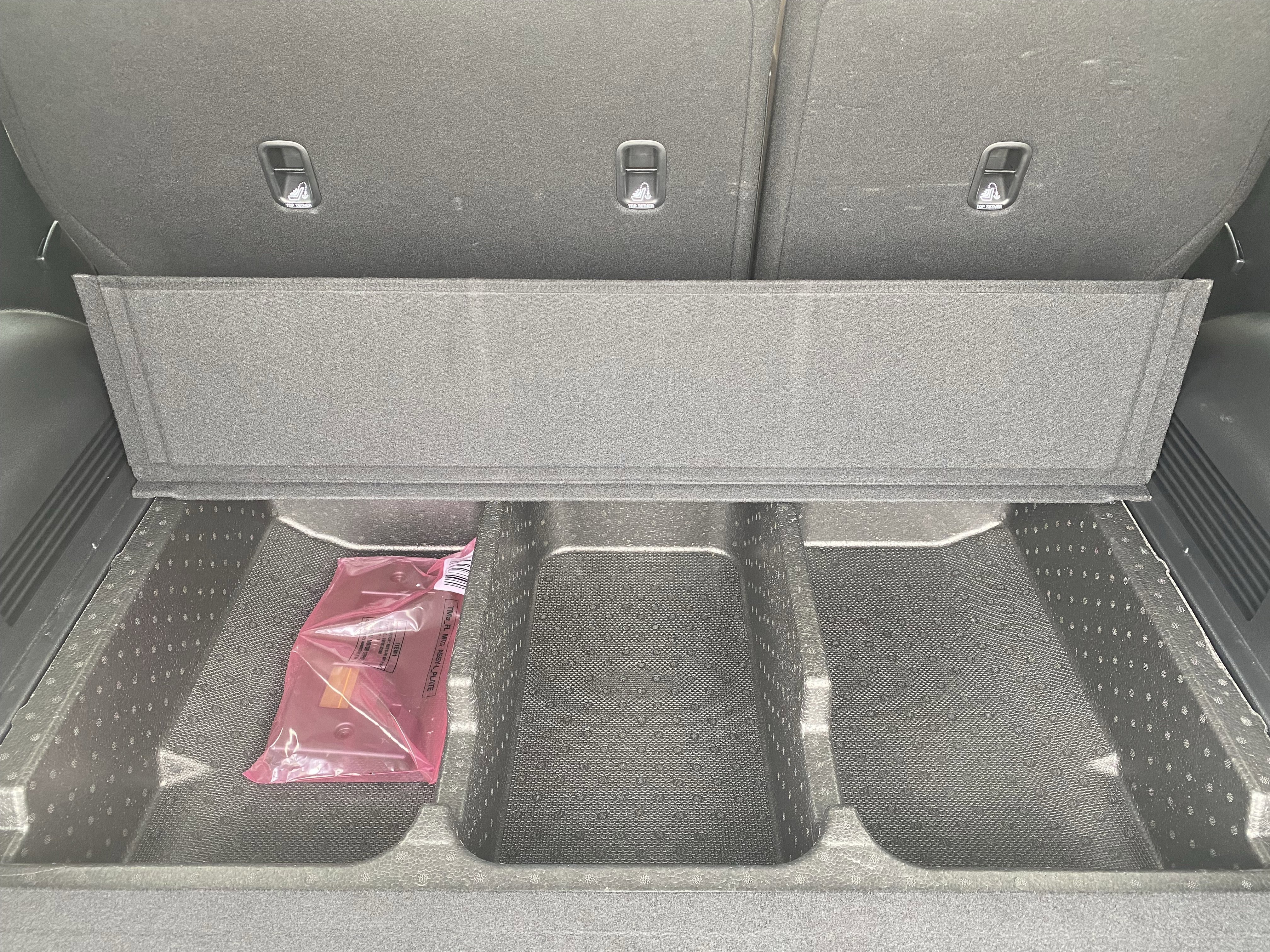 Used 2023 Hyundai Santa Fe SE w/ Cargo Package image 24