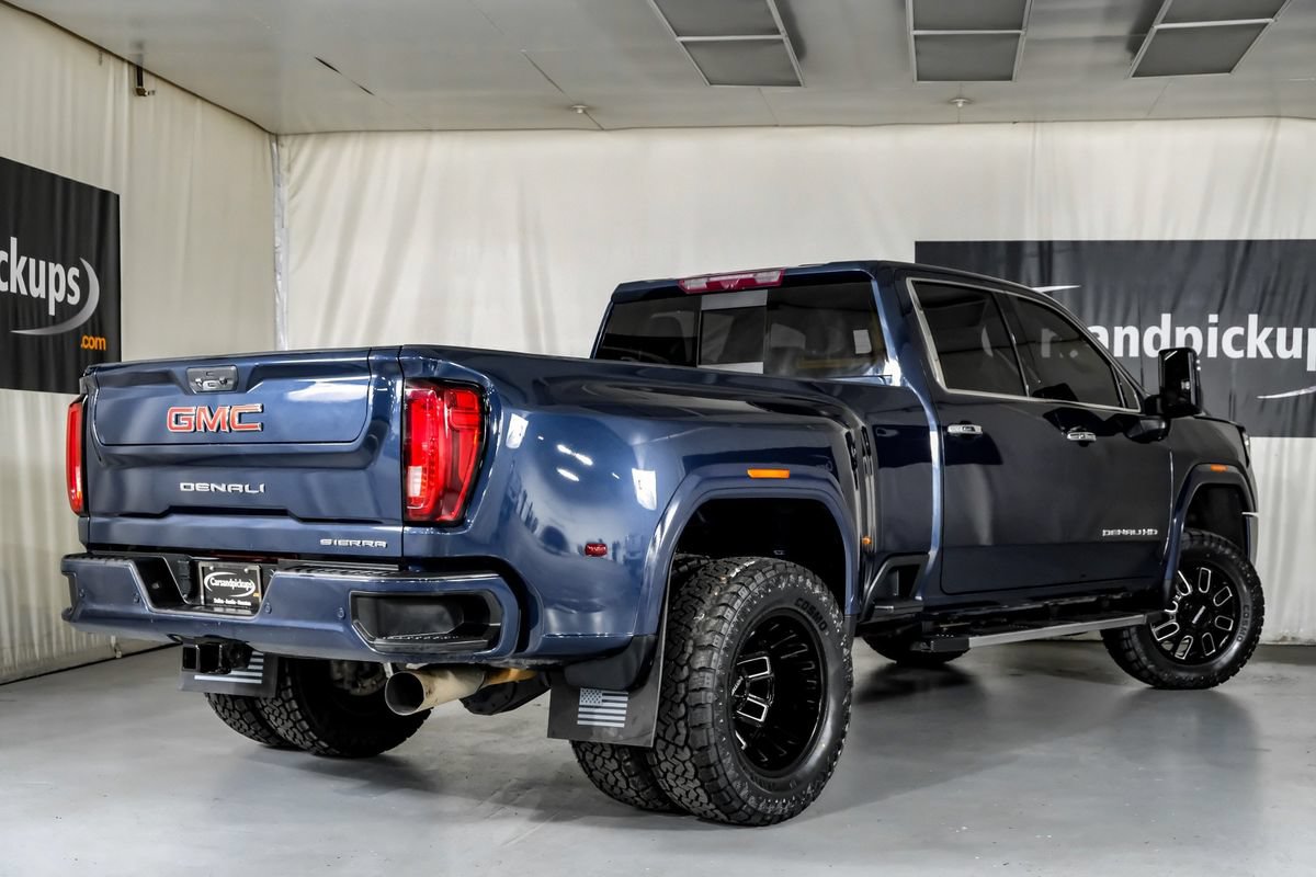 Used 2022 GMC Sierra 3500 Denali w/ Denali Ultimate Package AWD/4WD image 9