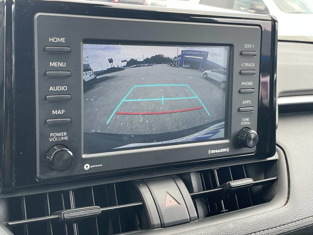 Used 2022 Toyota RAV4 LE FWD image 14