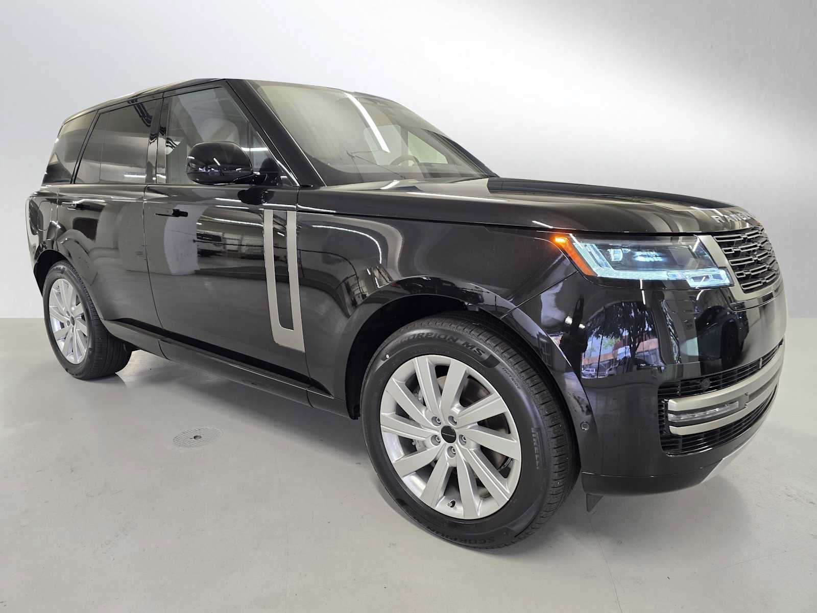 New 2026 Land Rover Range Rover SE AWD/4WD image 7