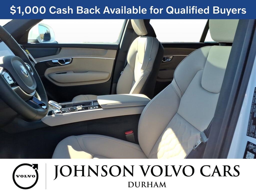 New 2026 Volvo XC90 B6 Plus w/ Protection Package Premier image 13
