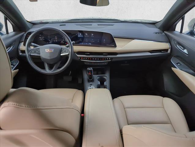 Used 2024 Cadillac XT4 Premium Luxury image 25