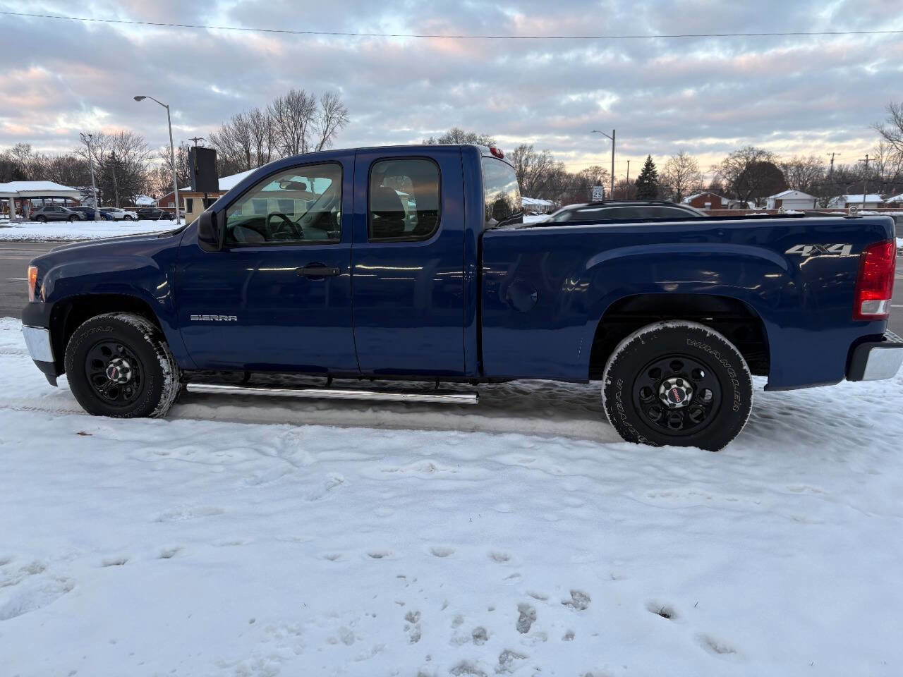 Used 2013 GMC Sierra 1500 W/T image 12