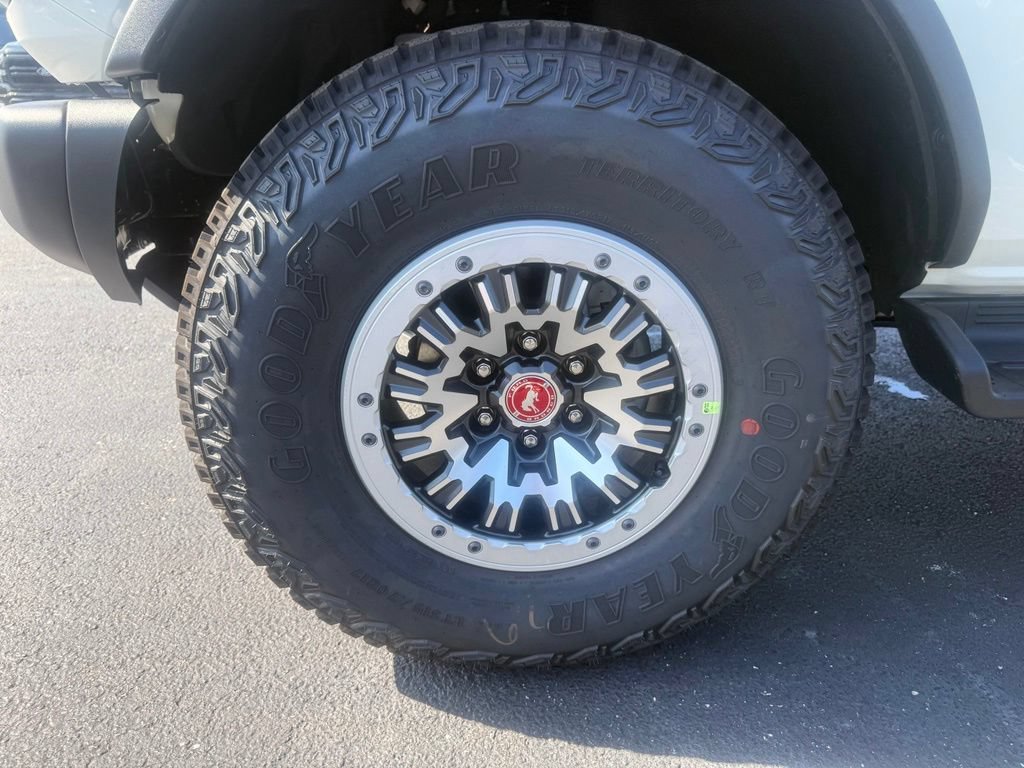 New 2026 Ford Bronco Outer Banks w/ Sasquatch Package AWD/4WD image 10