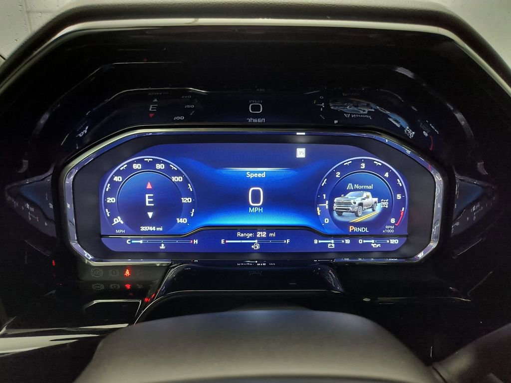 Used 2024 Chevrolet Silverado 2500 LT w/ Midnight Edition AWD/4WD image 16