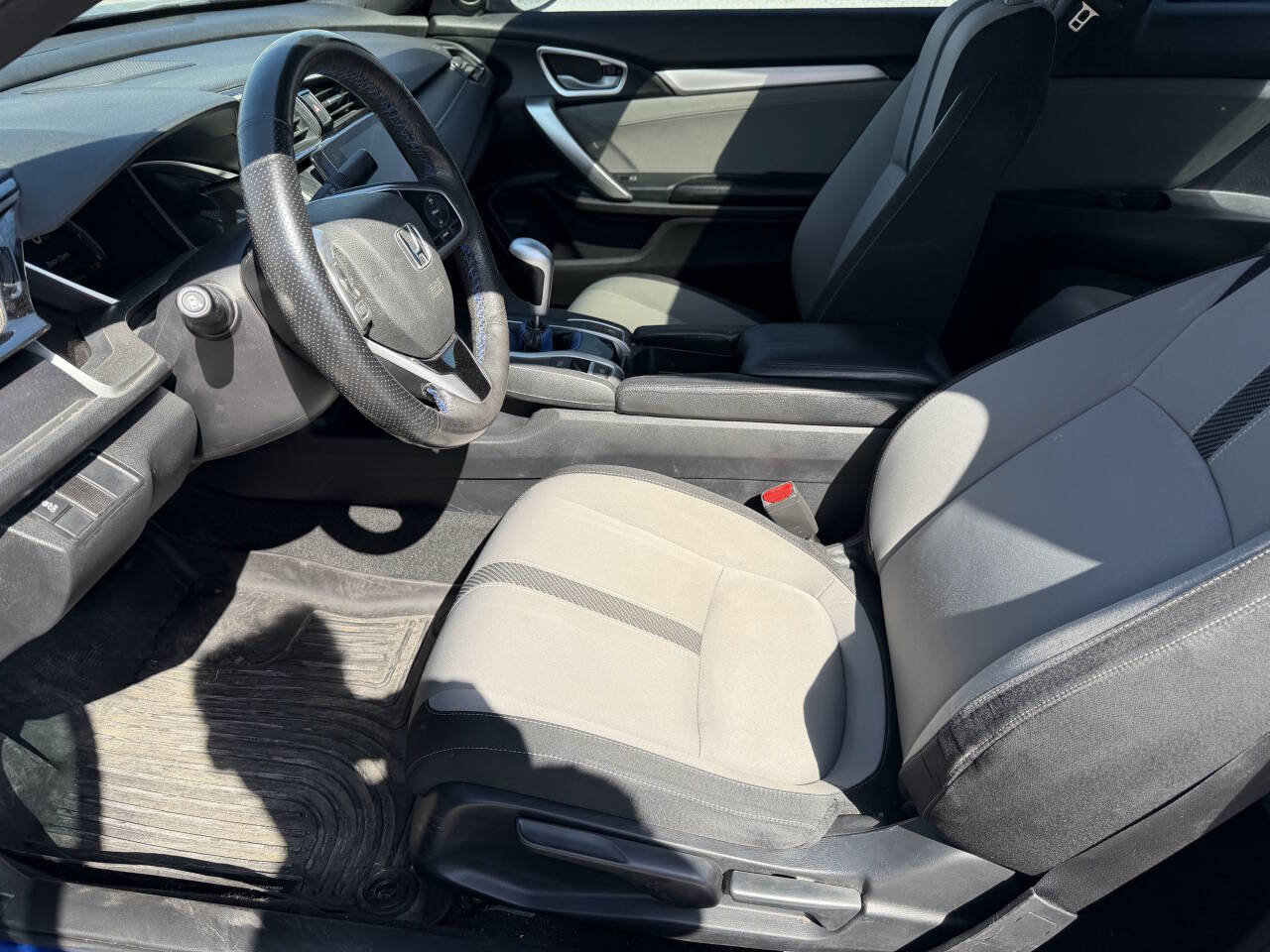 Used 2017 Honda Civic EX-T image 14