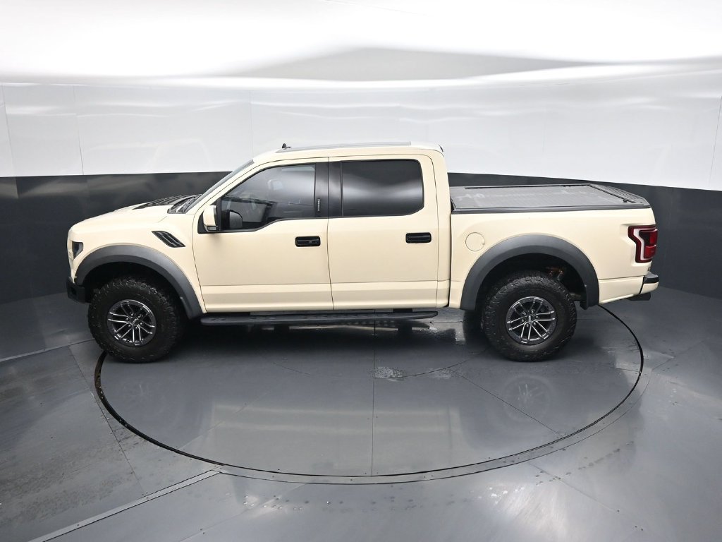 Used 2019 Ford F150 Raptor w/ Equipment Group 802A Luxury AWD/4WD image 41