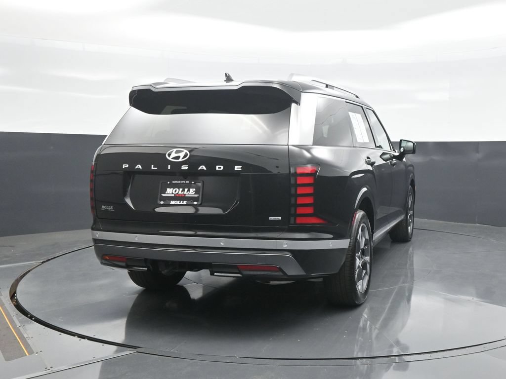 Used 2026 Hyundai Palisade Limited AWD/4WD image 6