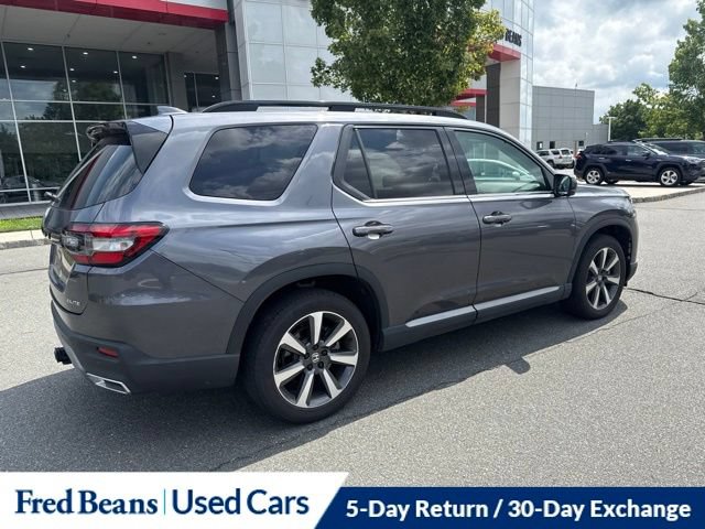 Used 2025 Honda Pilot Elite image 6
