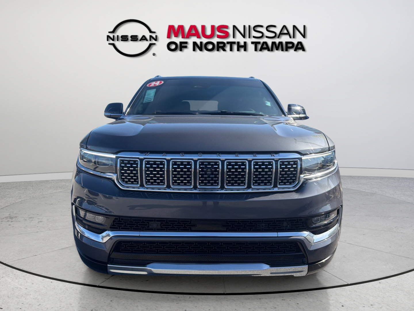 Used 2024 Jeep Grand Wagoneer Series III AWD/4WD image 2