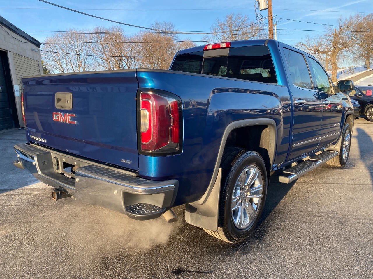 Used 2018 GMC Sierra 1500 SLT image 3