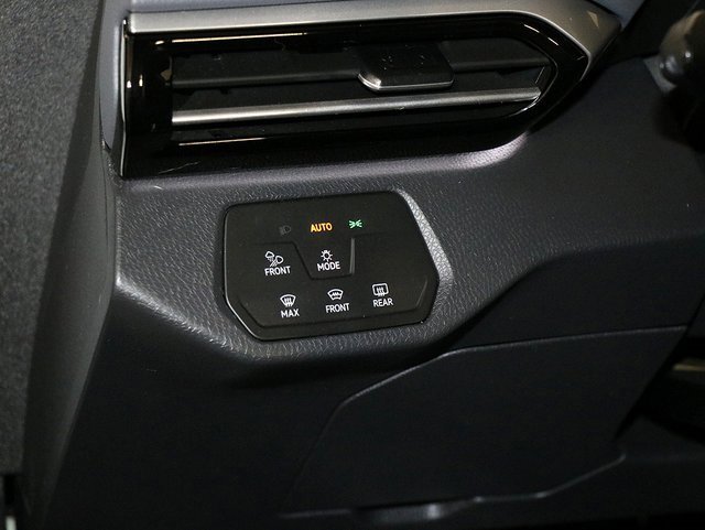 Used 2023 Volkswagen ID.4 Pro S image 25