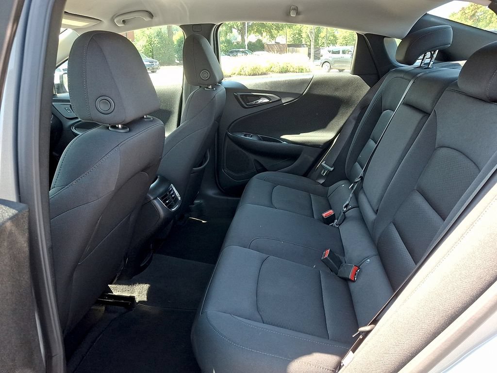 Used 2025 Chevrolet Malibu LT FWD image 10