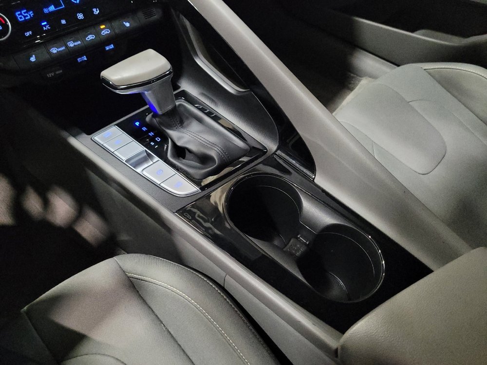 Used 2023 Hyundai Elantra SEL w/ Convenience Package FWD image 26