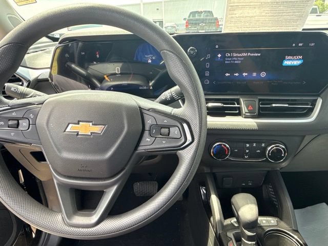 Used 2026 Chevrolet TrailBlazer LS FWD image 13