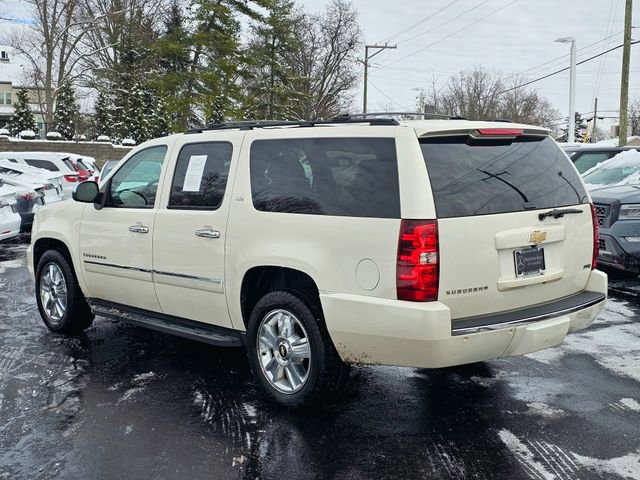 Used 2010 Chevrolet Suburban LTZ image 11