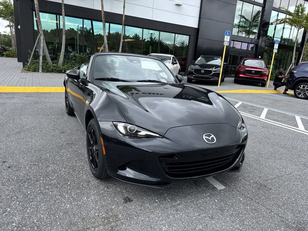 New 2026 MAZDA MX-5 Miata Sport w/ Interior Package RWD image 7