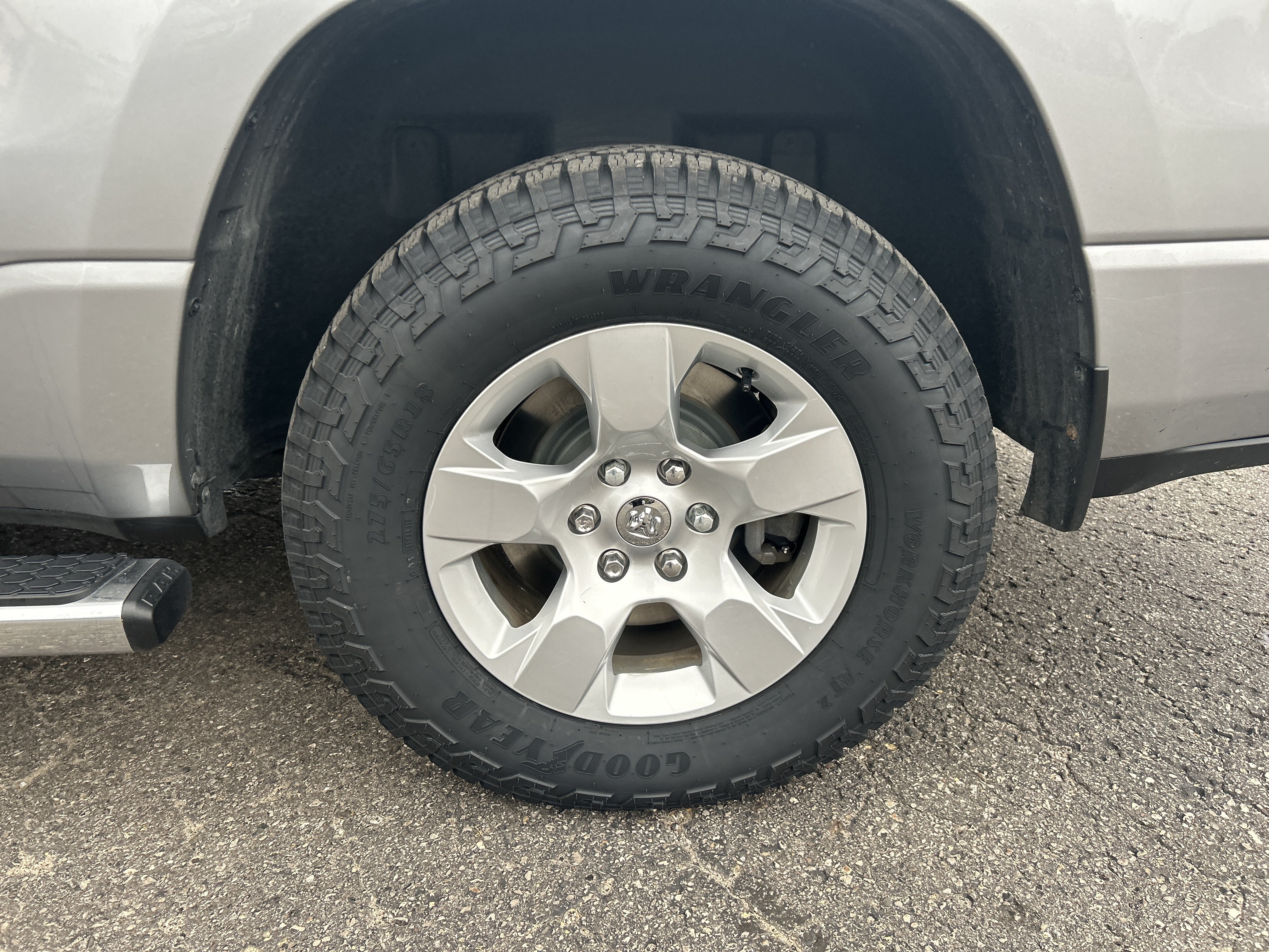 Used 2020 RAM 1500 Big Horn AWD/4WD image 29