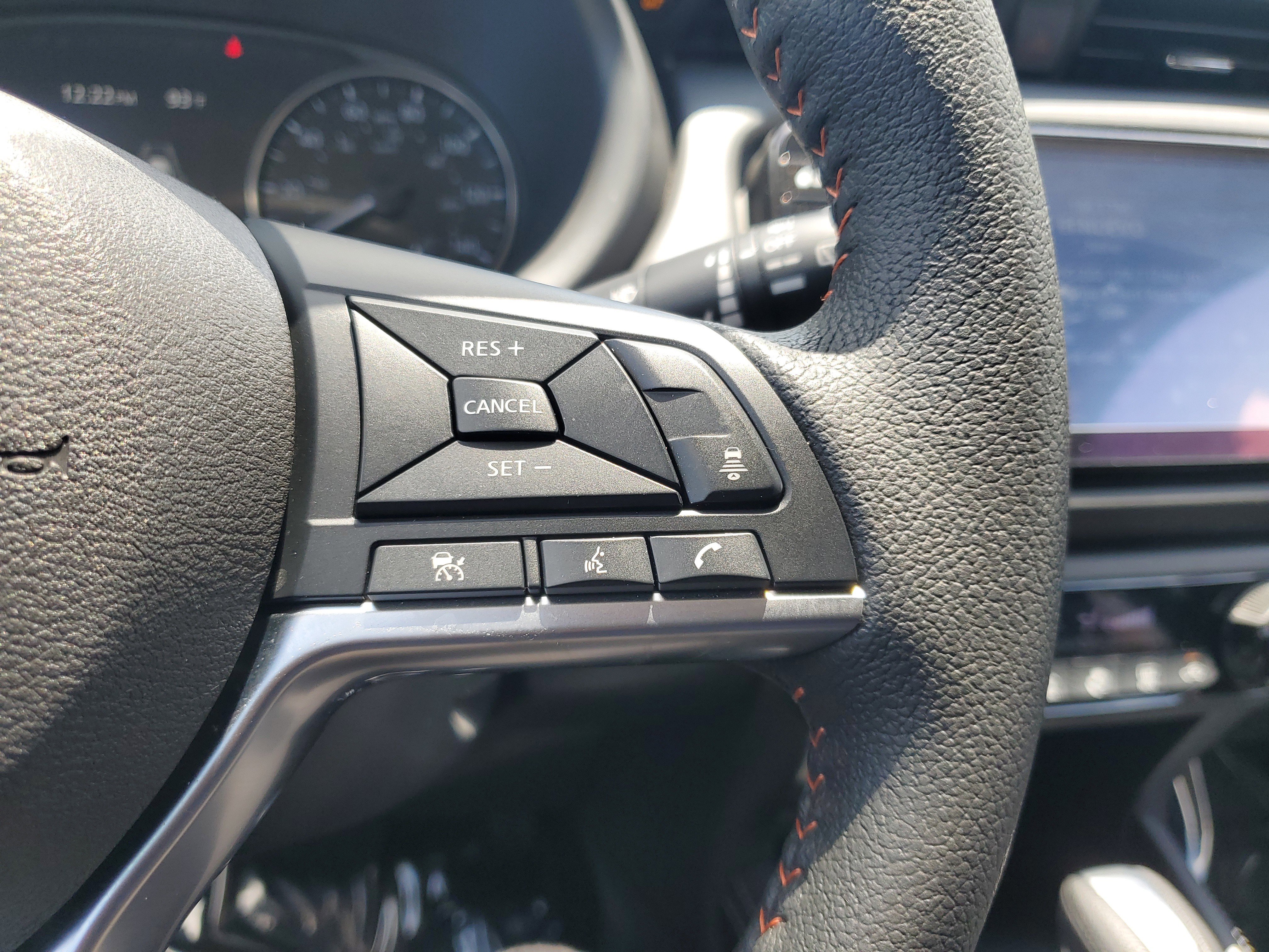 Certified 2023 Nissan Kicks SR image 19